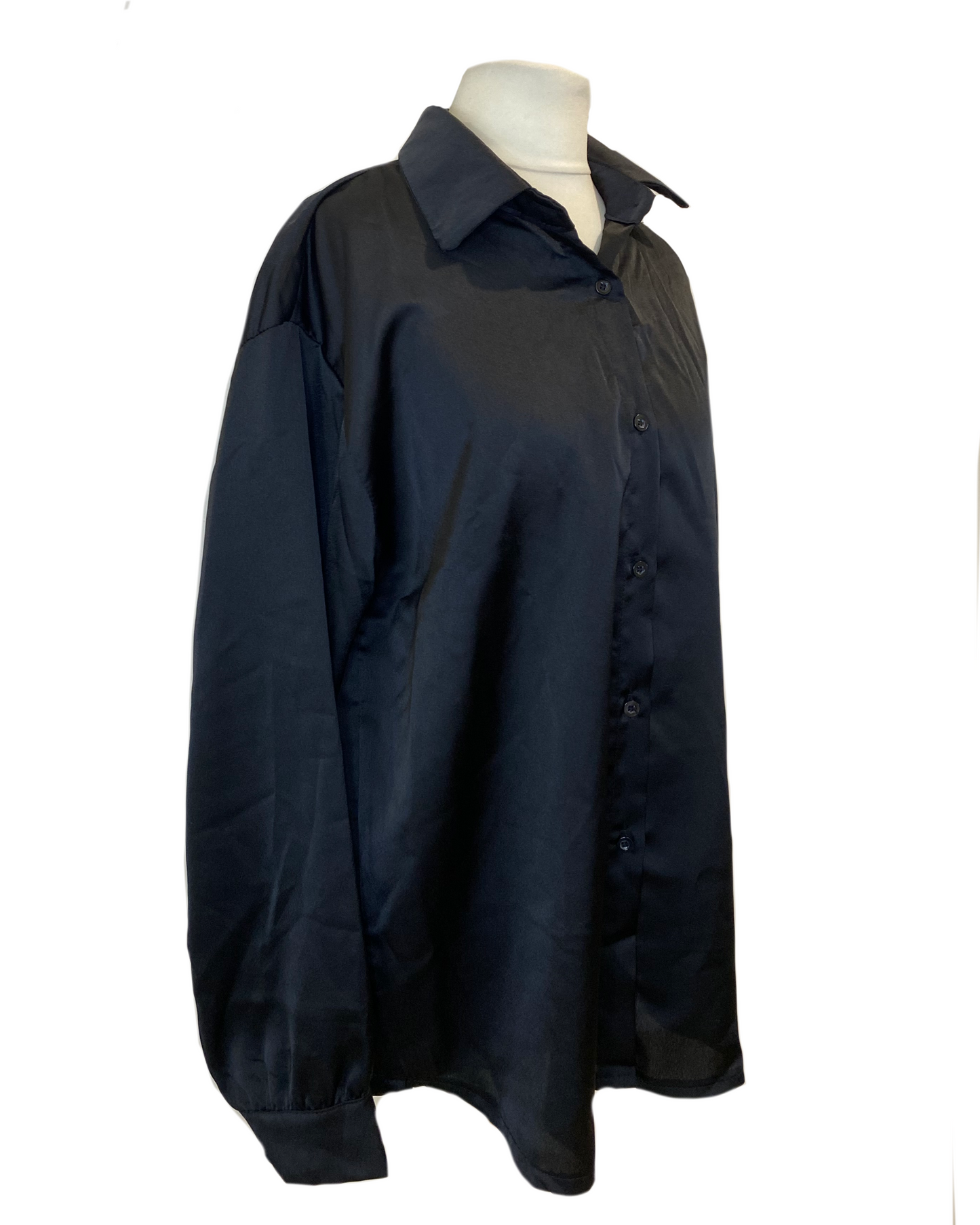 Chemise satinée noire