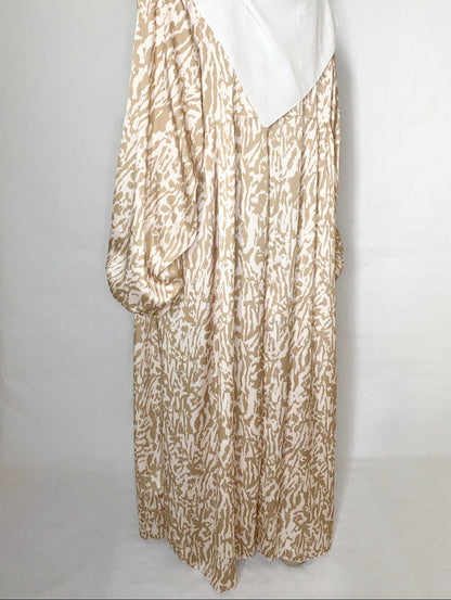 Robe ample beige à motif