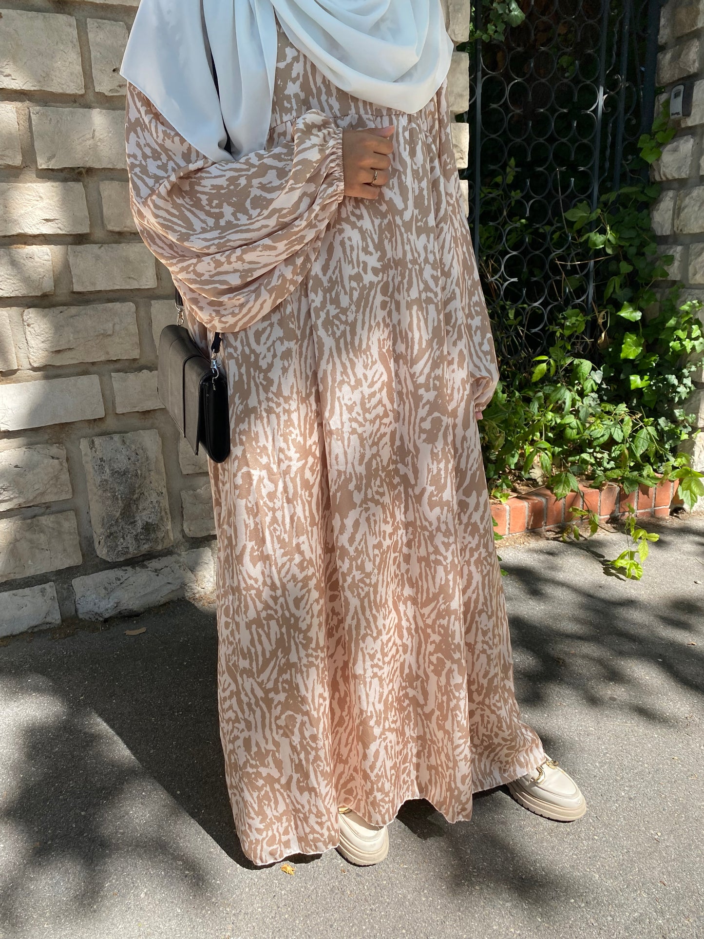 Robe ample beige à motif