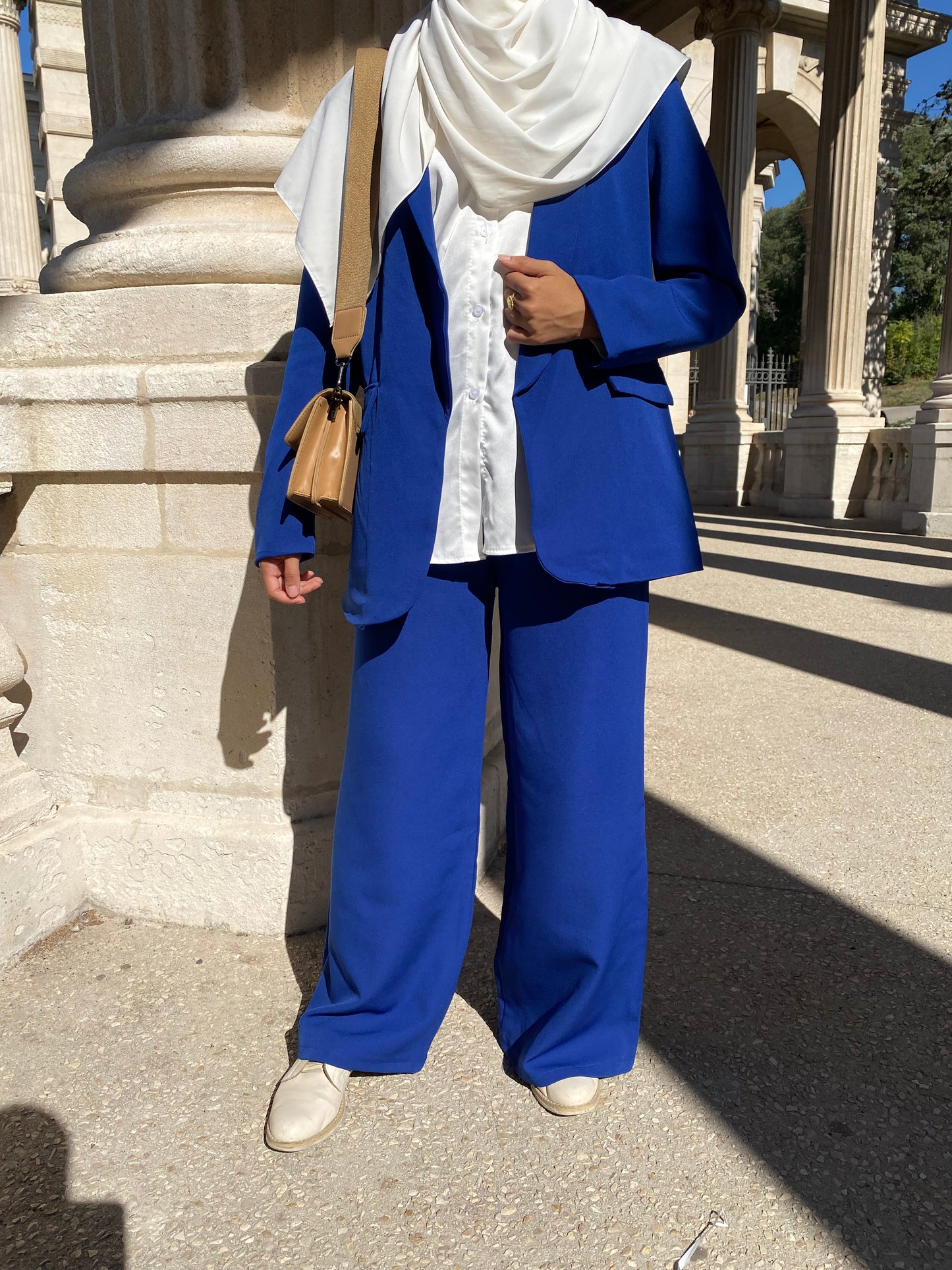 Pantalon tailleur bleu roi