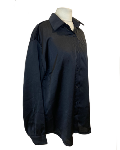 Chemise satinée noire