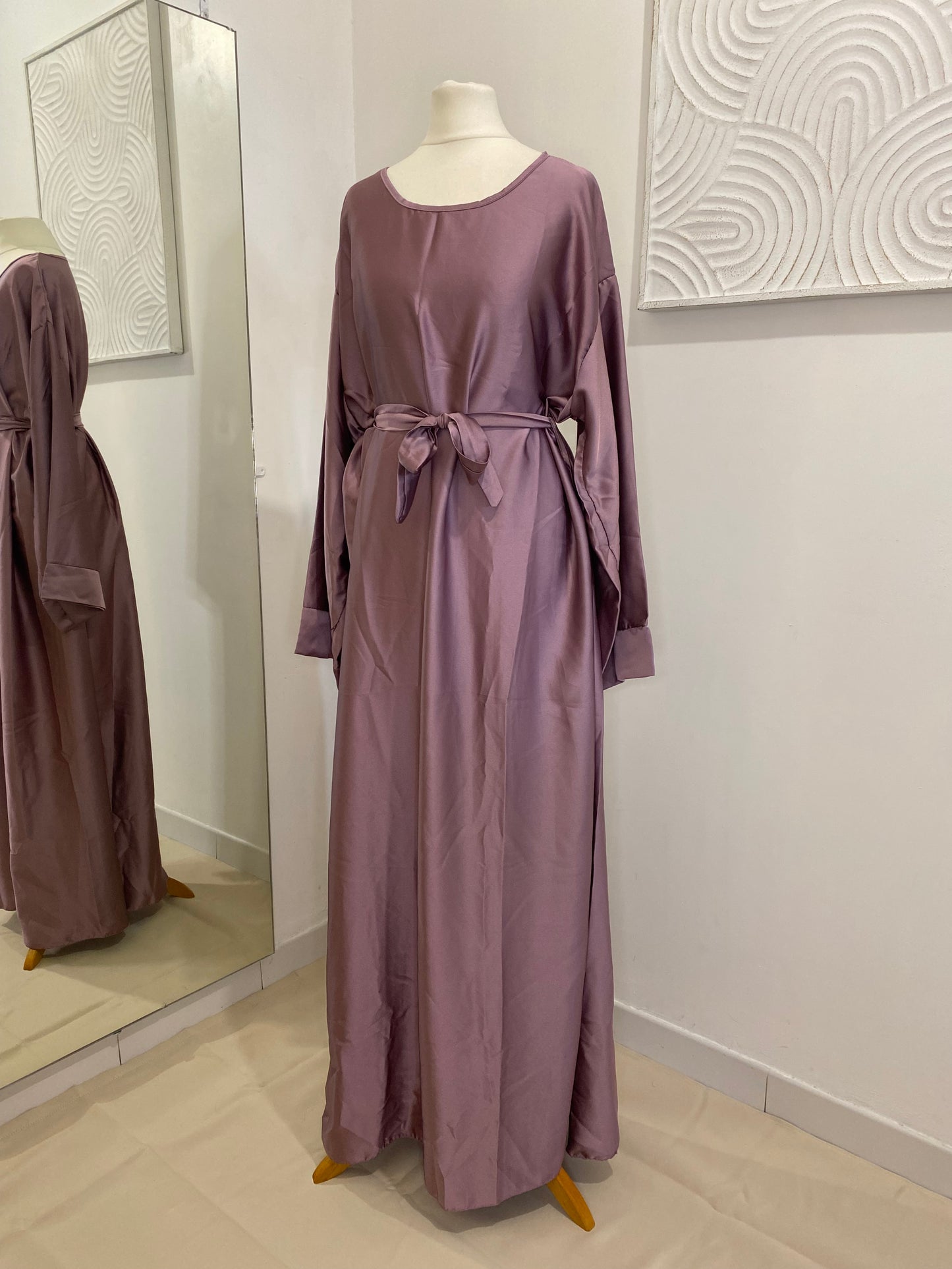 Abaya satinée mauve